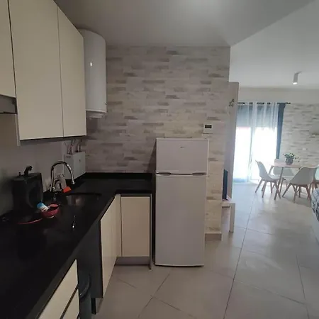Nuevo Estudio Con Parking Gratis Apartment