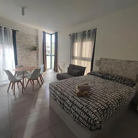 Nuevo Estudio Con Parking Gratis * Malaga